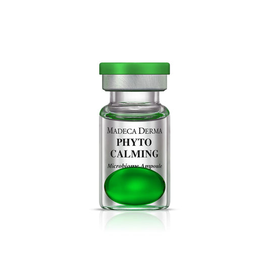 Madeca Derma Phyto-Calming ampoules front view promoting hydration.