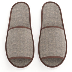 Maeline EVA-padded slippers reduce slipping while walking indoors.