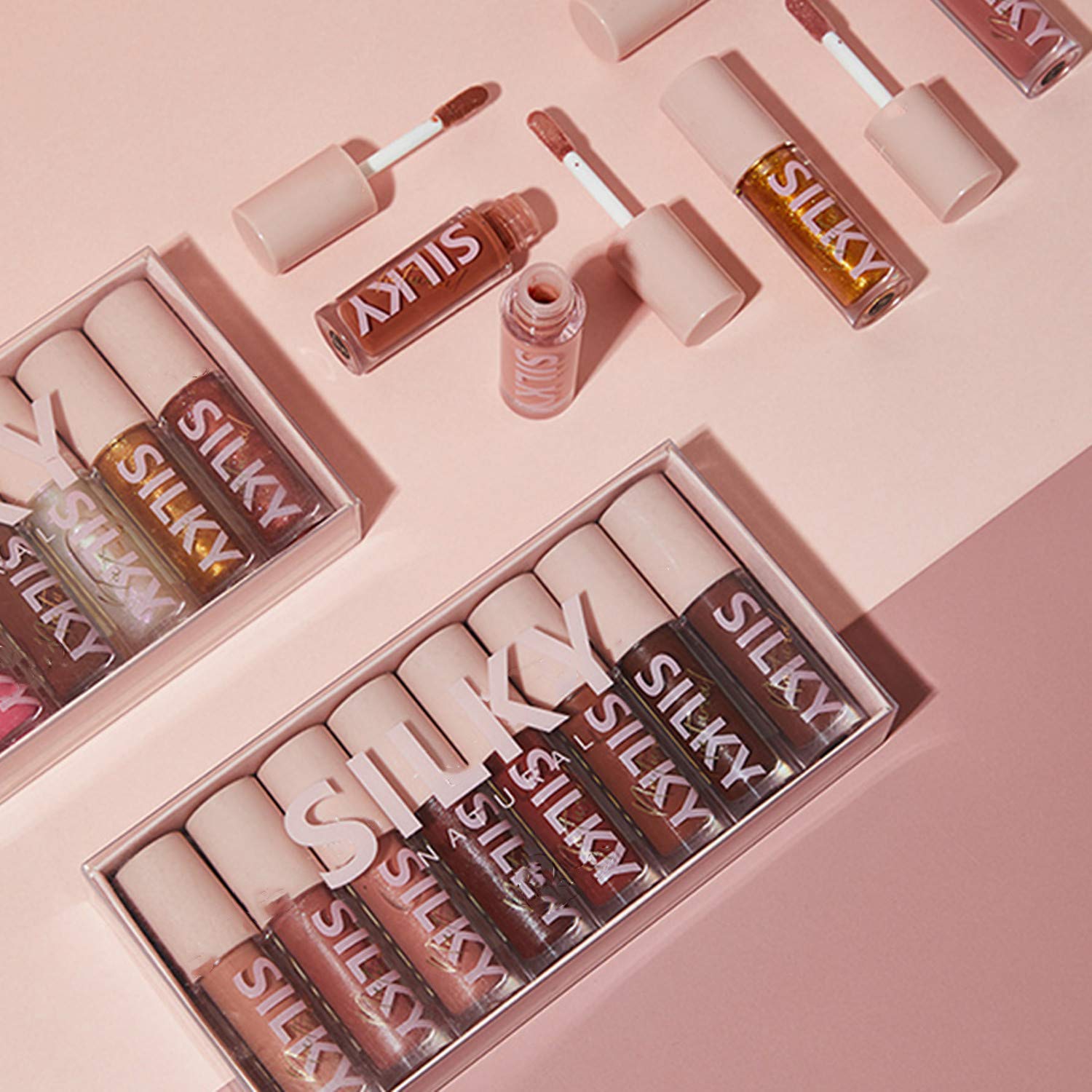 Bottle shine reflects light on MAEPEOR gloss with a premium finish.