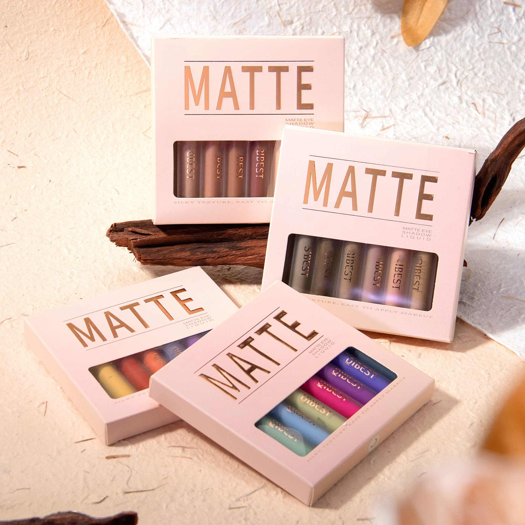 MAEPEOR smooth application prevents clumping and smudging.