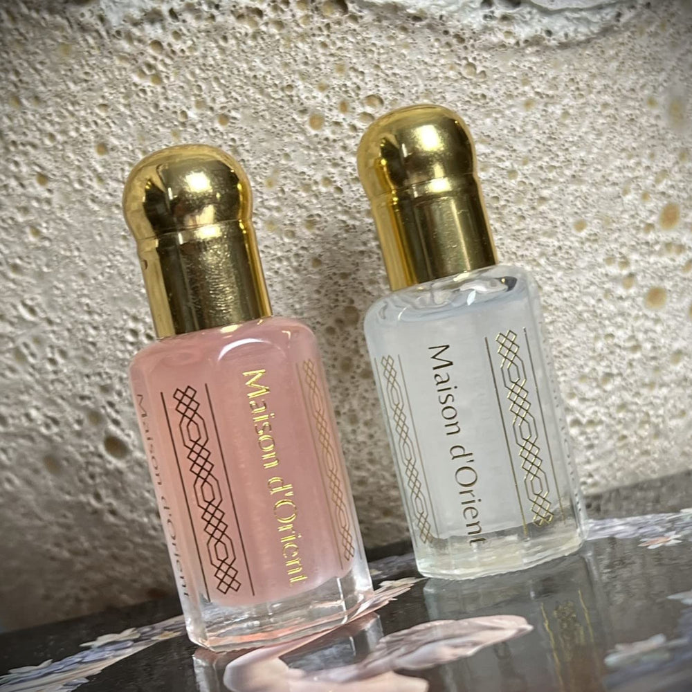 Maison d'Orient Musk Tahara vanilla-lotus note highlights refined elegance