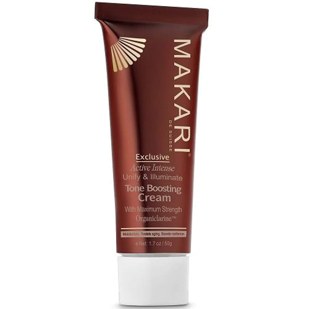 Makari Gift Set luxury box photo, premium skincare gift idea.