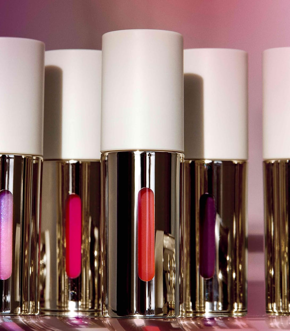 Lips appear plush with lasting shine and smoothness without tackiness.