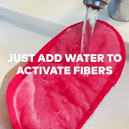 MakeUp Eraser Mini PRO exfoliation side smooths skin after cleansing