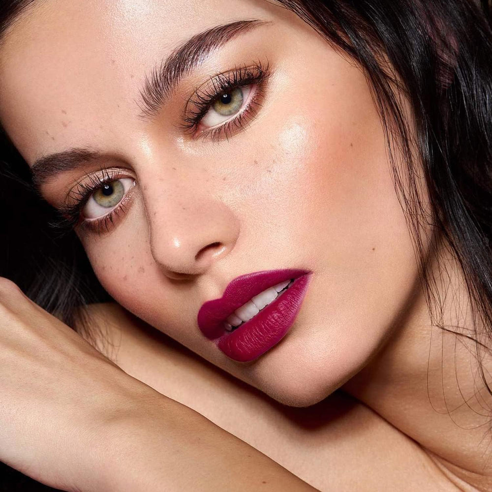 MAKI YIKA lipstick texture swatch shows smooth, weightless matte feel
