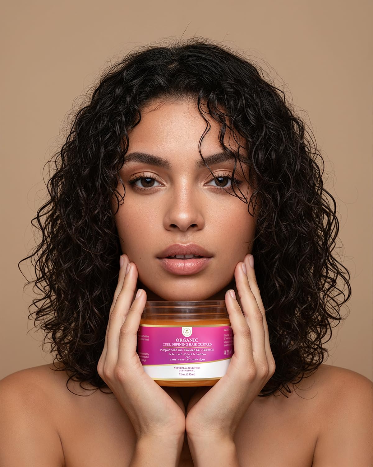 MAKOF BEAUTY Frizz-control shot demonstrates durable, soft hold without stiffness.