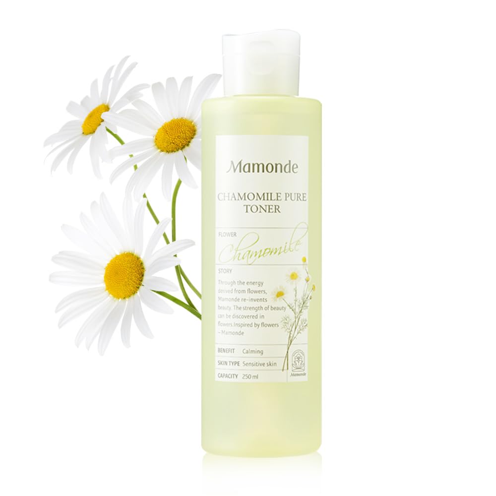 Mamonde Chamomile Pure Vegan Toner bottle for gentle skin care.
