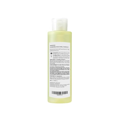 Mamonde Chamomile Pure Vegan Toner dispenser pump in action for easy use.