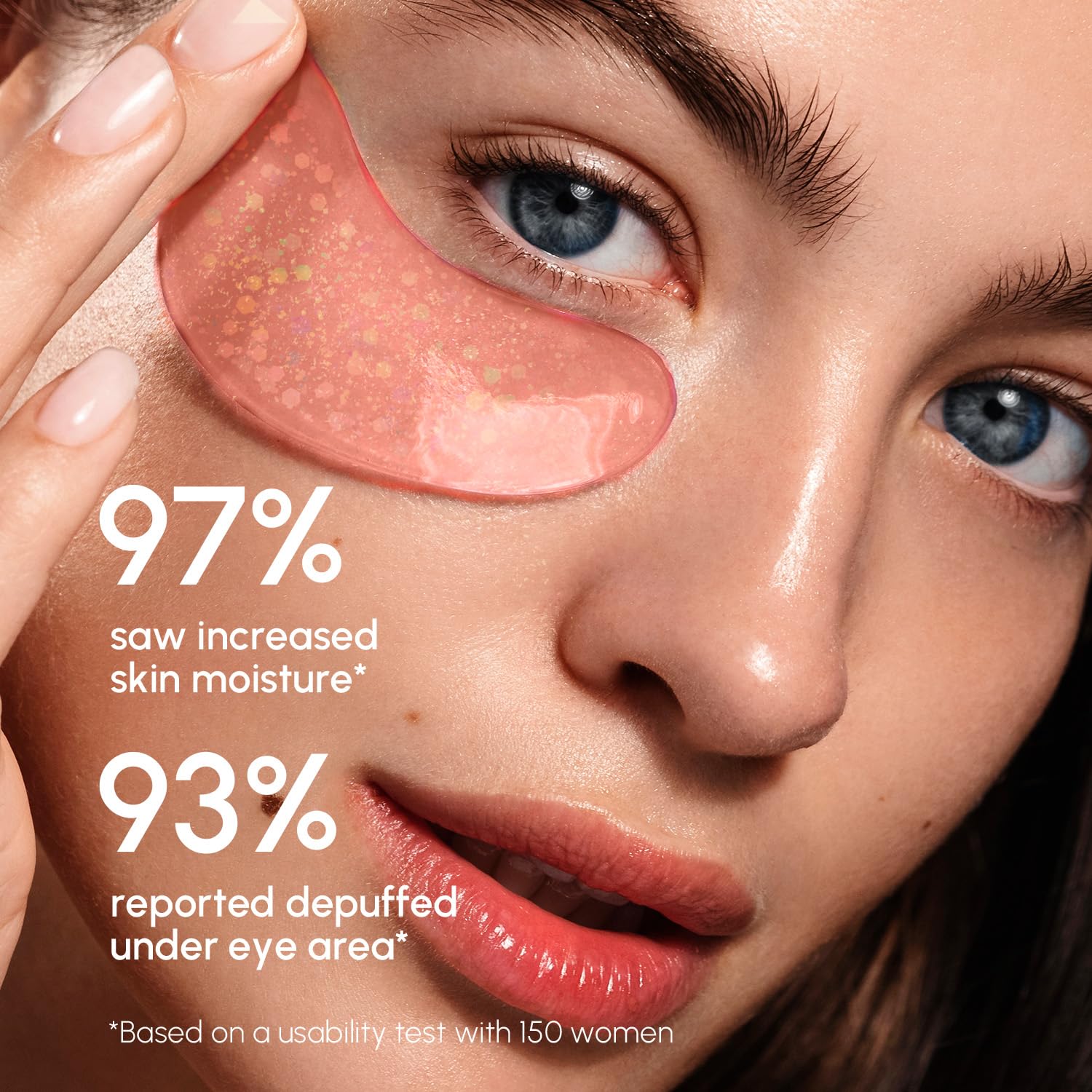 MAREE Pink Eye Gels pearl extract for a brighter under-eye appearance.
