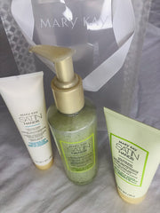 Mary Kay Satin Hands Pamering Set cleansing gel on surface supports gentle cleansing