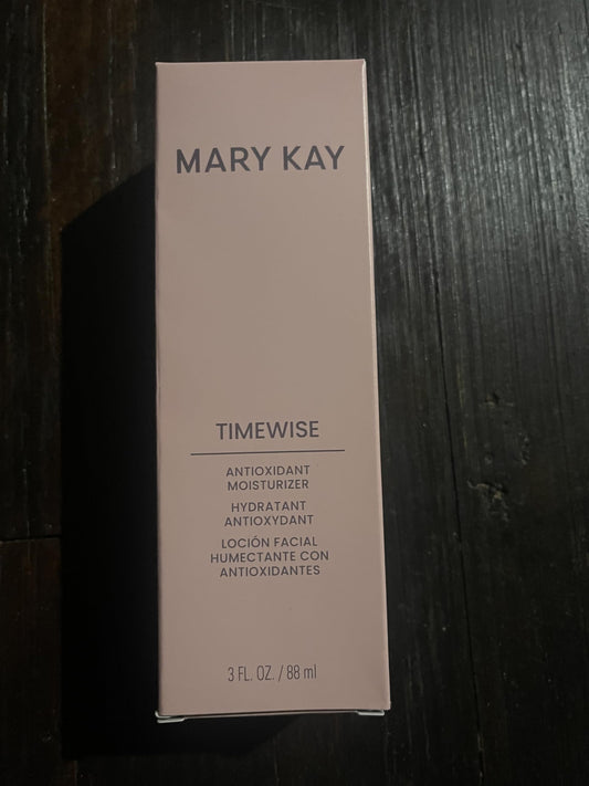 Mary Kay TimeWise antioxidant moisturizer being applied on skin for even tone