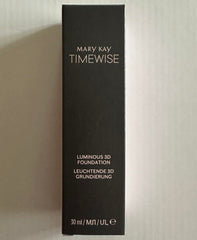 Finished look with Mary Kay TimeWise Luminous 3D Foundation shows soft, dewy radiance.