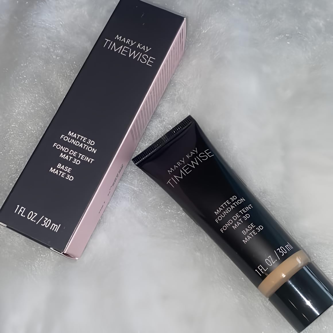 Mary Kay TimeWise Matte 3D Foundation Beige W160 bottle for a long-lasting matte finish.