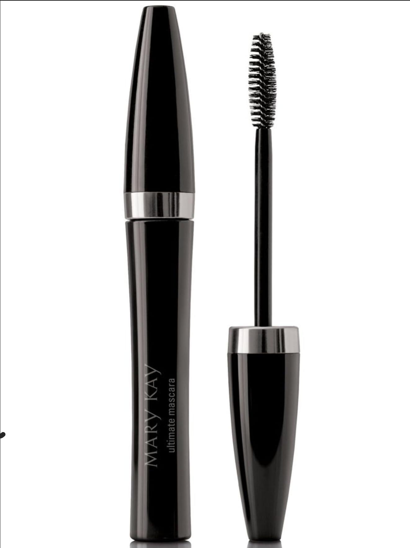 Mary Kay Ultimate Mascara Black lash-definition enhances dramatic definition for daily wear.