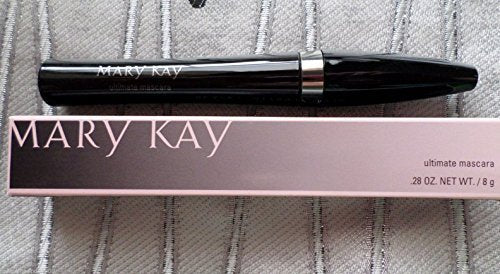 Mary Kay Ultimate Mascara wand close-up shows defined lashes and rich pigment.