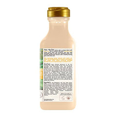 Maui Moisture Shine bottle pour shows gentle cleansing without sulfates