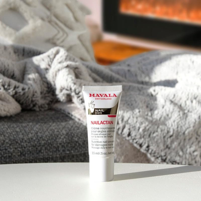 MAVALA Nailactan night-cure for restorative overnight care.