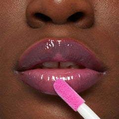 Maybelline Lifter Gloss Plump Hot Chili provides spicy-plump finish