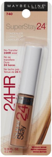Close-up of Maybelline concealer applicator for precise spot conceal