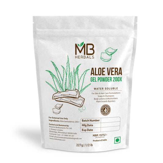 MB Herbals Aloe Vera Gel Powder 200X bottle pour demonstrates fast hydration for skincare routines.