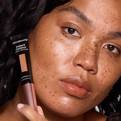 Shading on cheekbones, jawline, nose and temples adds balanced definition.