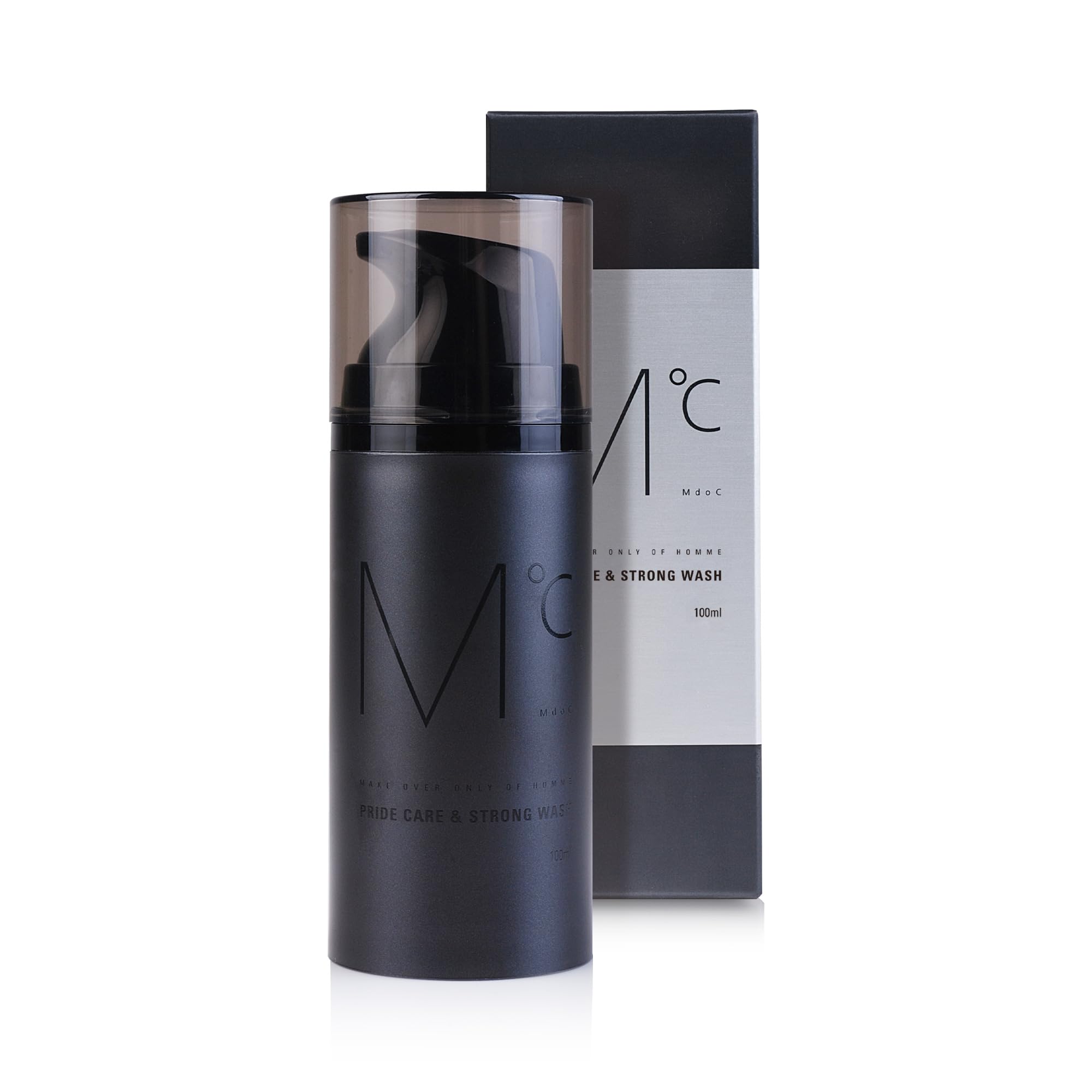 Mdoc Men's Strong Cooling Wash bottle pour shows refreshing daily cleansing.