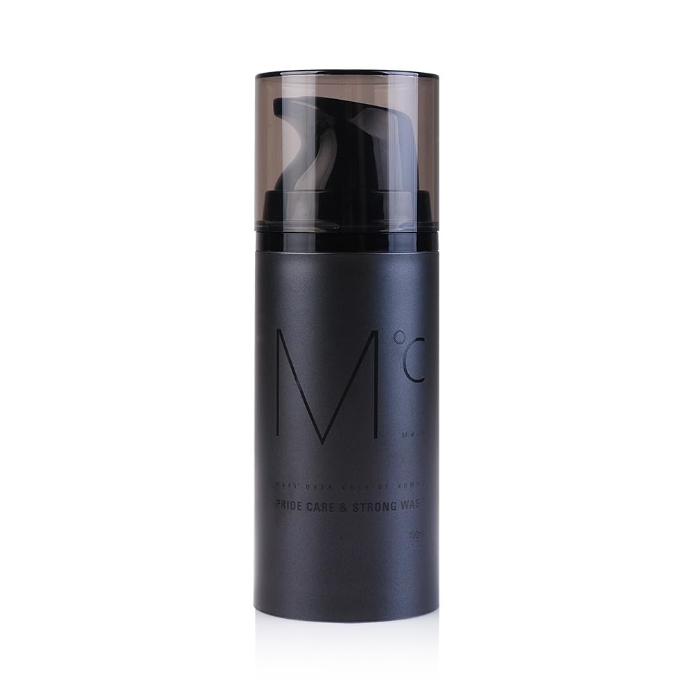 Mdoc Men's Strong Cooling Wash gel foam forms a rich lather for targeted cleansing.
