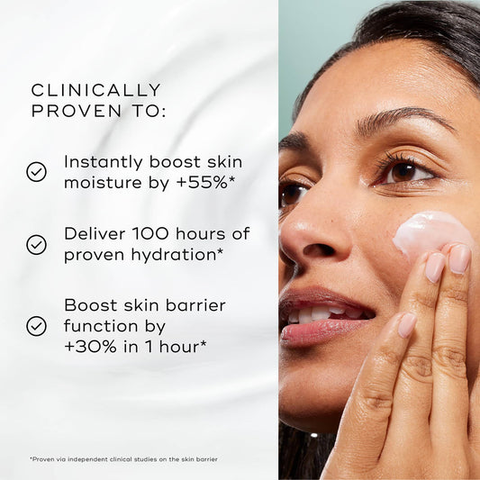 Medik8 Total Moisture cream texture application shows smooth, skin-ready finish.