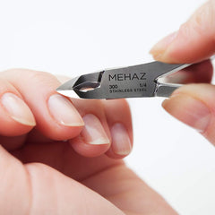Mehaz stainless steel body resists rust for long-lasting use