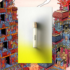 Memo Paris Madurai tuberose-citrus close-up suggesting a bright, complex scent profile.