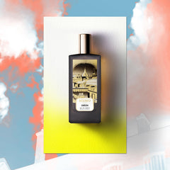 Memo Paris Odeon rose absolute close-up, soft floral heart for romantic moments.