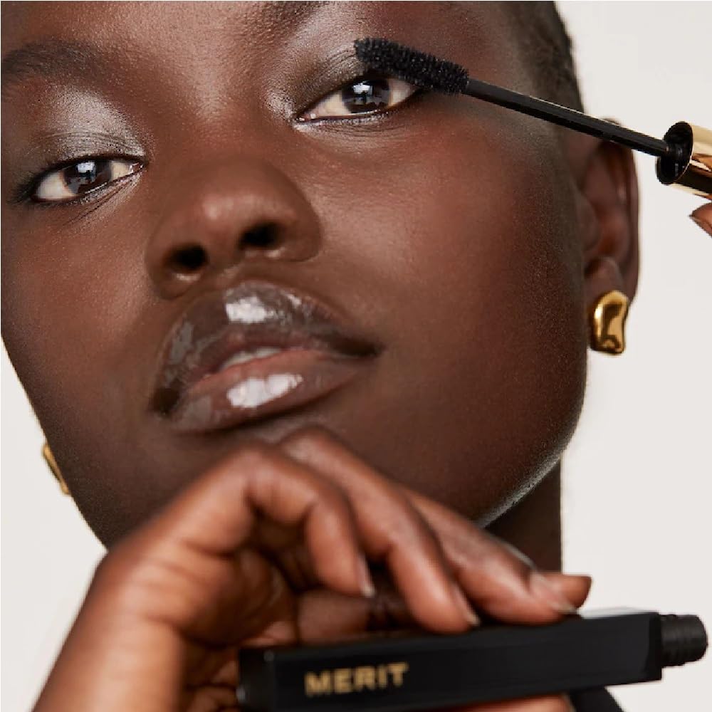 Precision brush detail coats lashes evenly for definition.