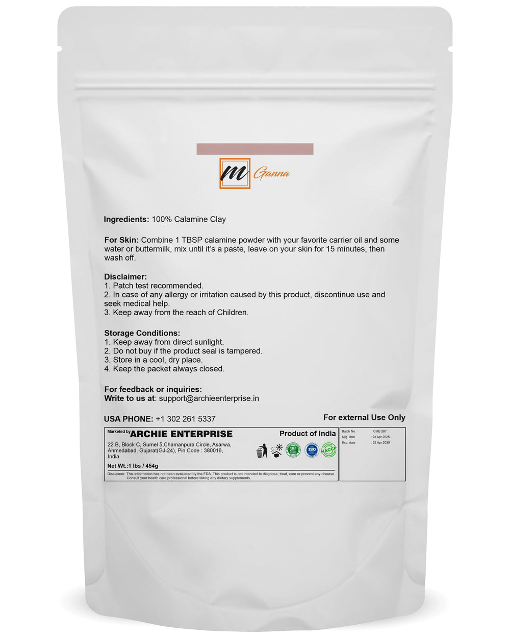 mGanna Calamine Clay Powder texture close-up, showing a fine powder ideal for formulas.