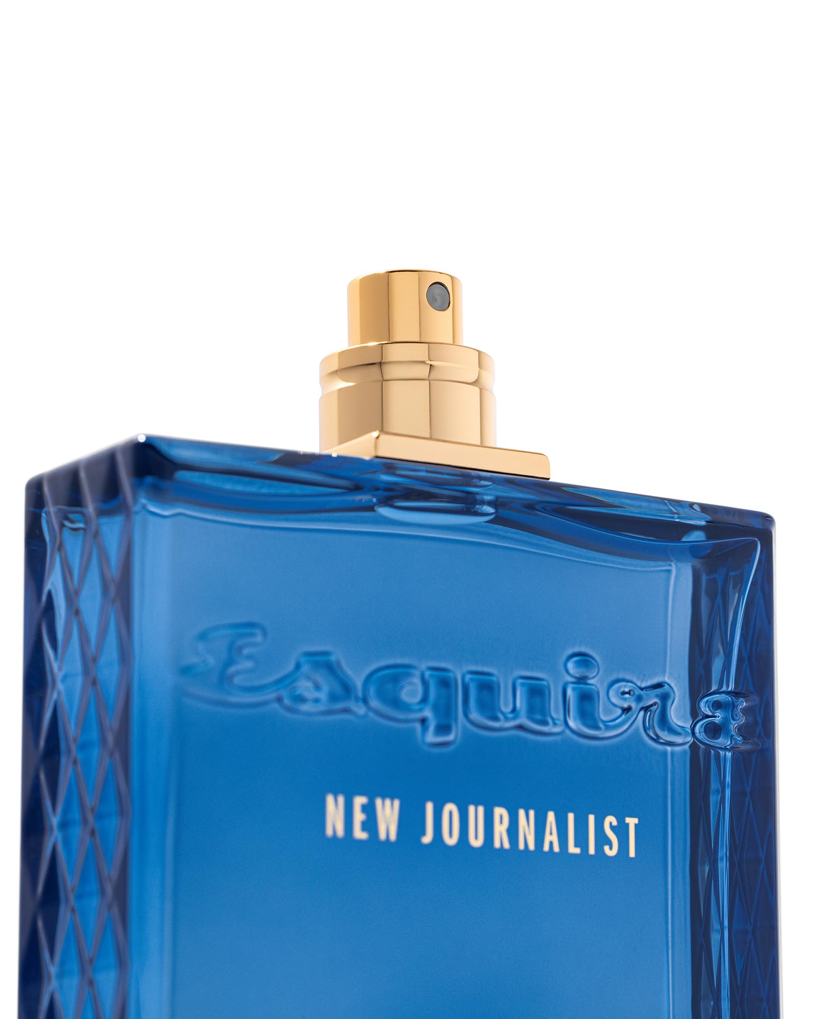 New Journalist Esquire fragrance top notes of lemon and mandarin for a bright opening.