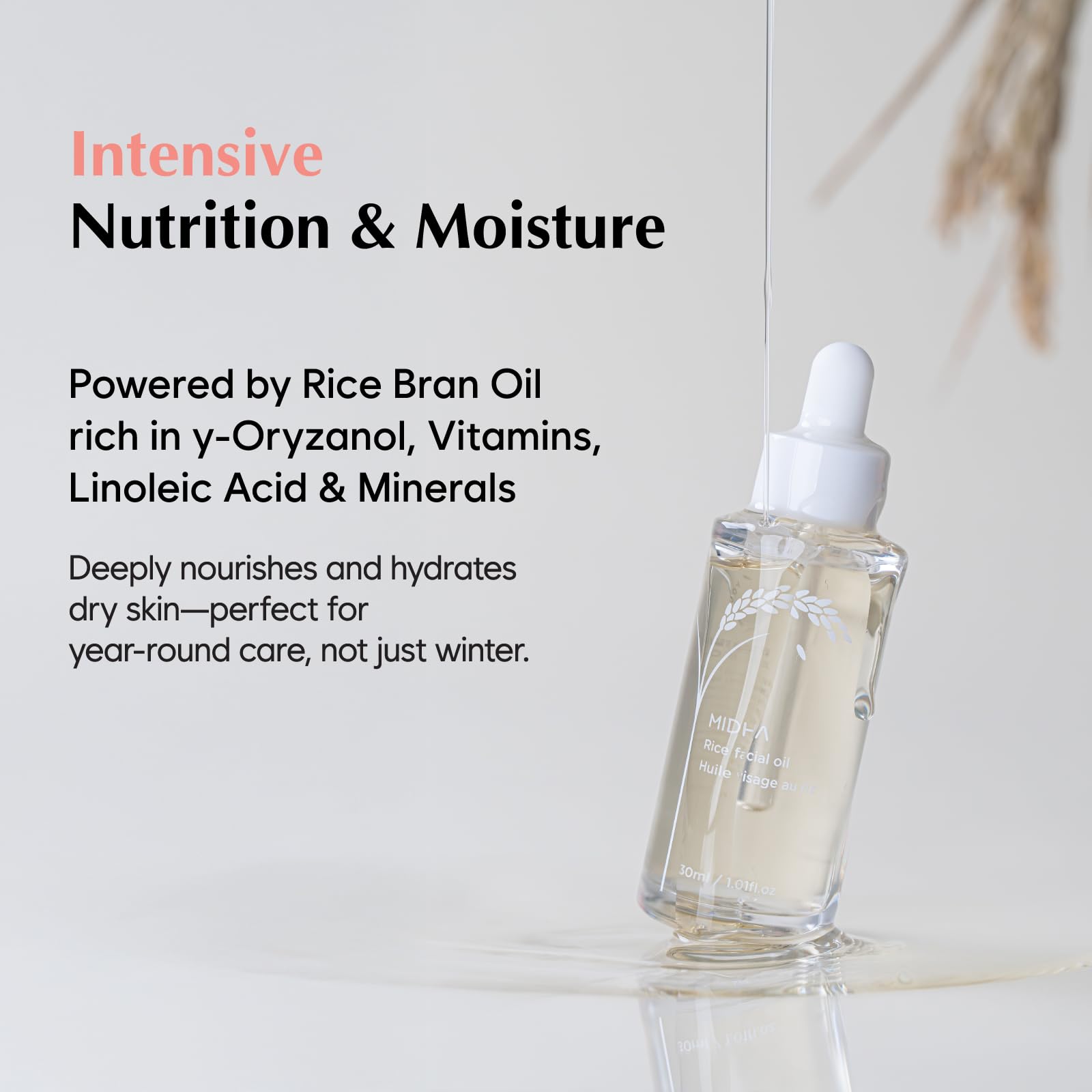 MIDHA oil on skin yields a dewy finish.