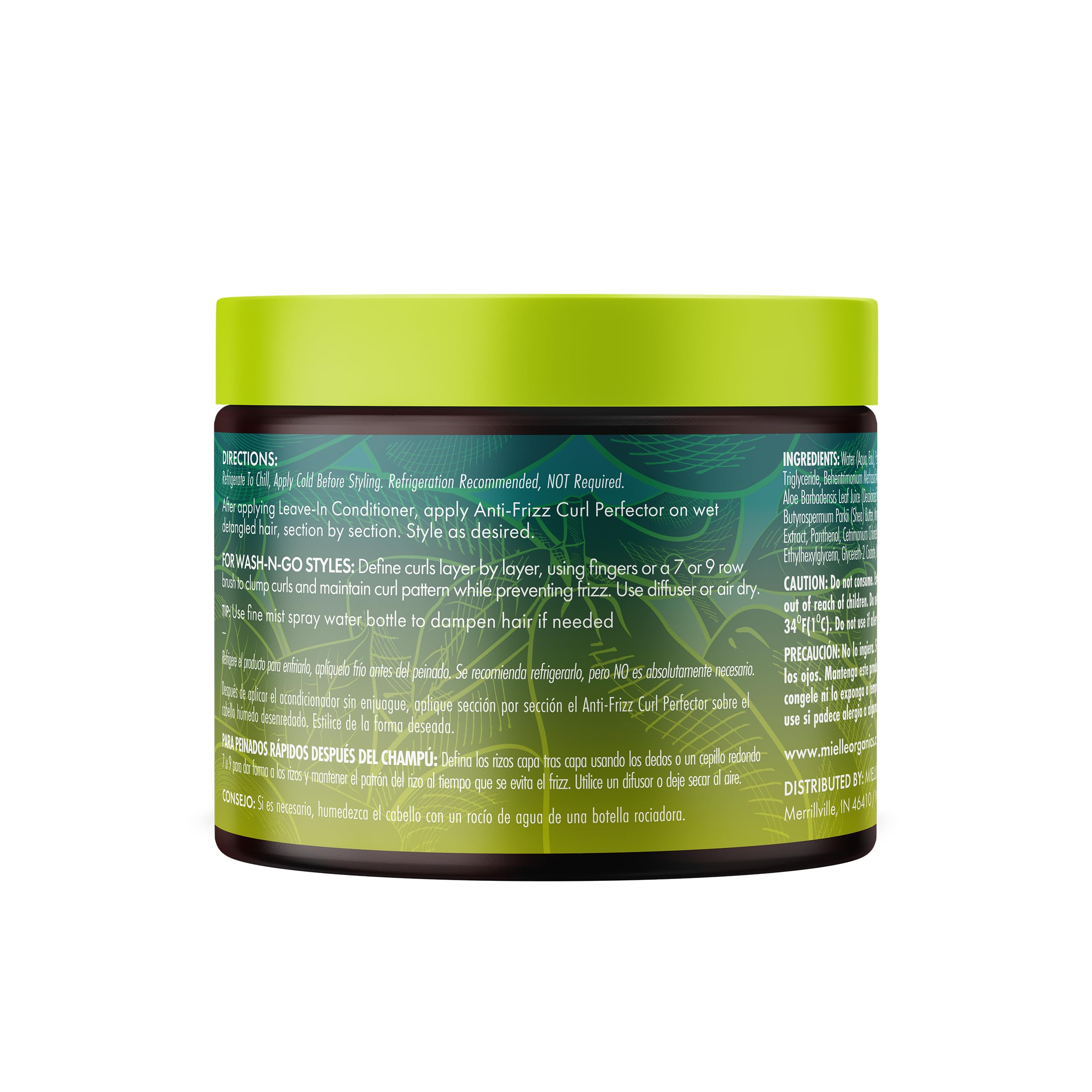 Ingredient-rich oils from avocado and tamanu nourish strands.