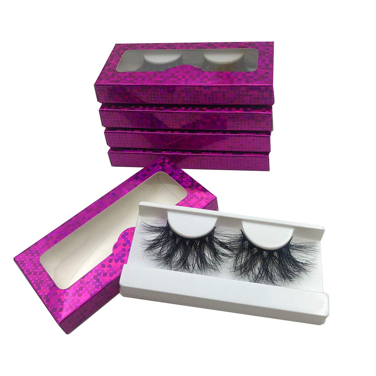 Mikiwi weddings and events 25mm lashes for glamorous photos.