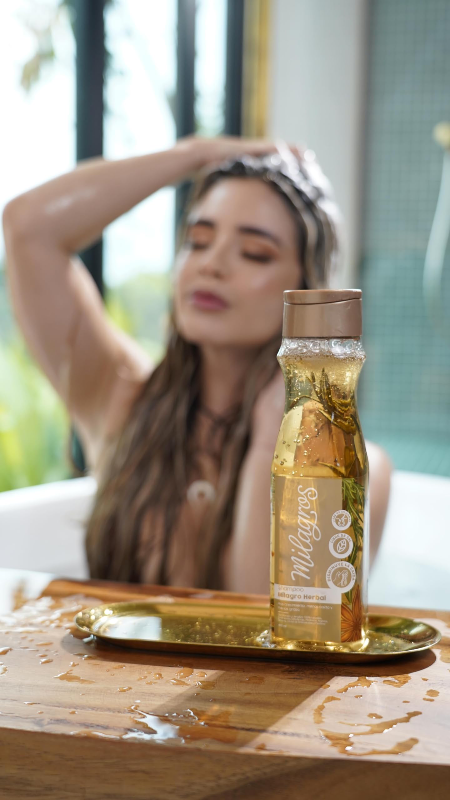 Milagros Rosemary Shampoo foamy lather illustrating cleansing action