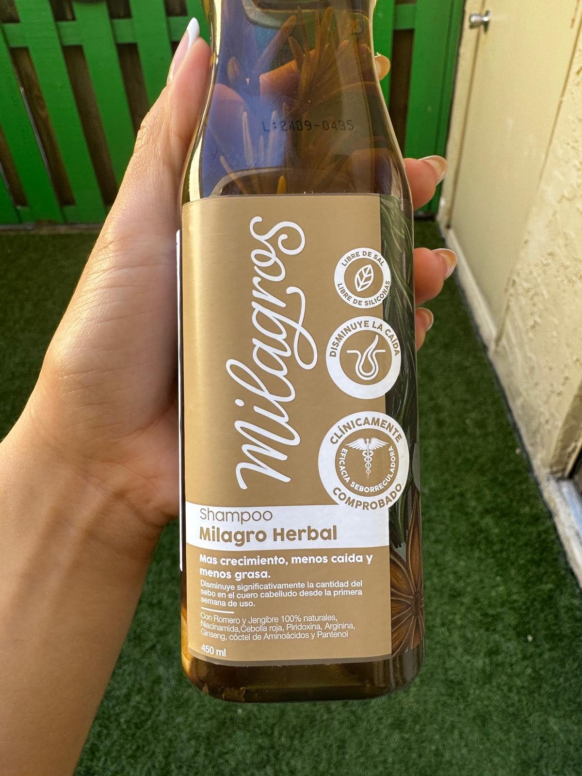 Milagros Rosemary Shampoo on hair during towel drying for a clean feel
