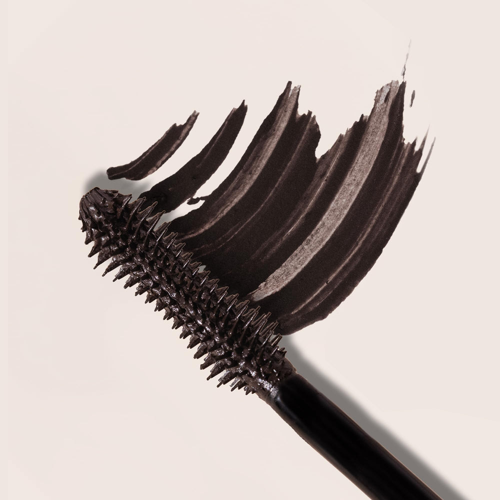 Milani Mascara provides full lash coverage from base to tip.