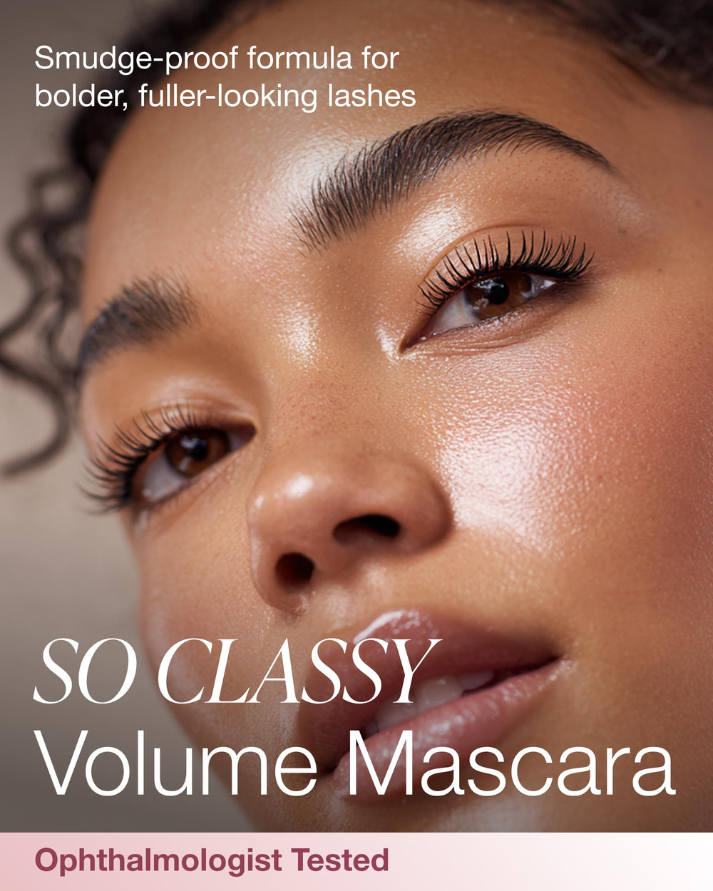 Mineral Fusion So Classy Volume Mascara brush detail highlighting precision application for fuller lashes