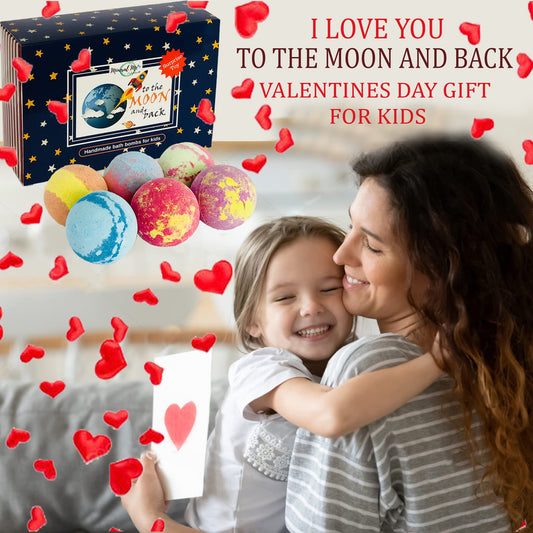 Mineral Me Galaxy bath bomb reveals a 3D astronaut toy inside for surprise fun.