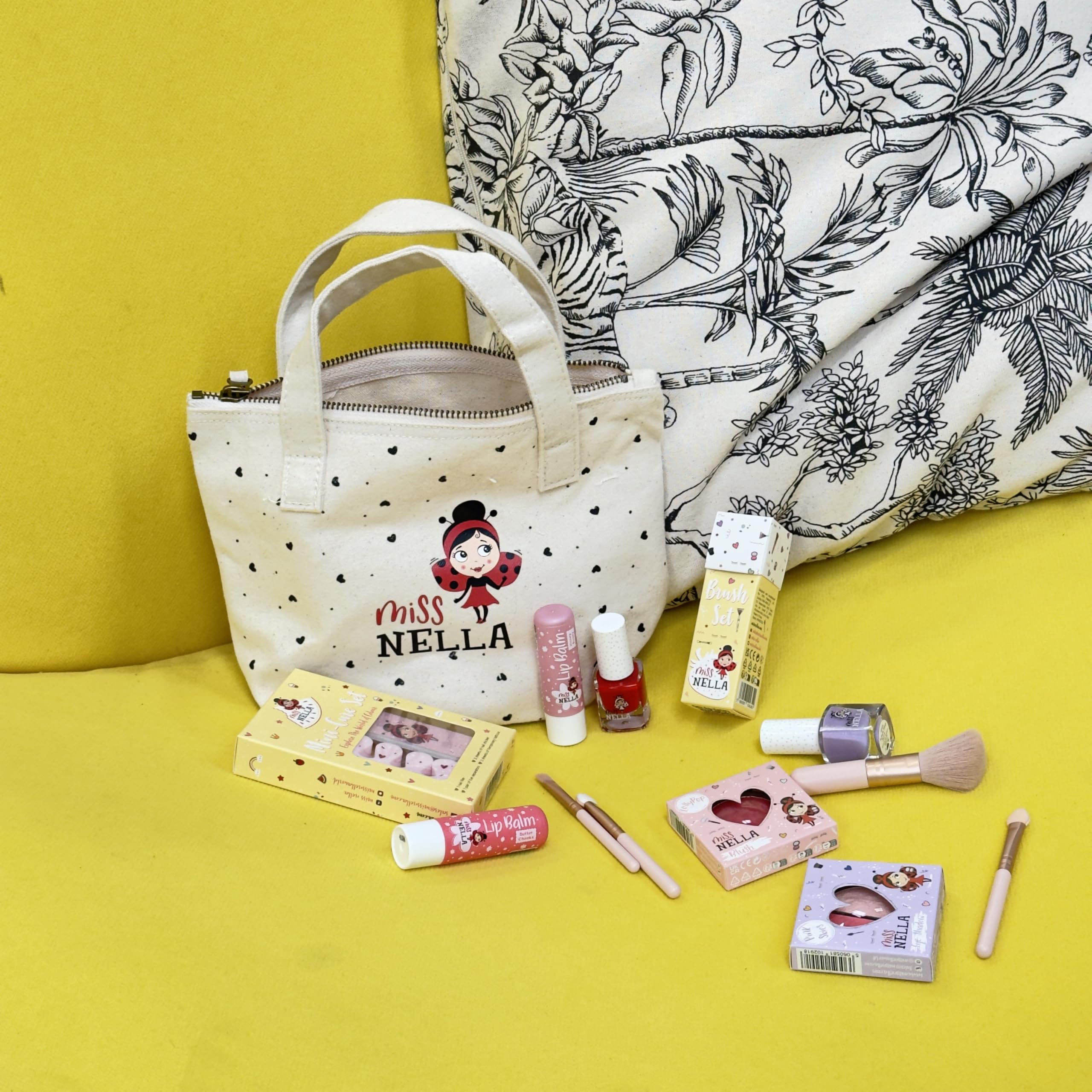 Miss Nella compact makeup case open for pretend play
