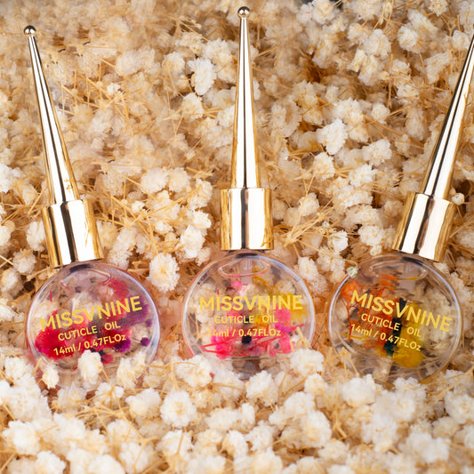 MISSVNINE cuticle oil 6-pack preserved flower variant display for luxurious nails.