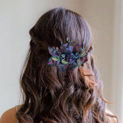 Mistofu barrette in gift box, presentation ready for gifting.