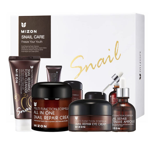 MIZON Snail Repair Foam Cleanser close-up for gentle cleansing and exfoliation