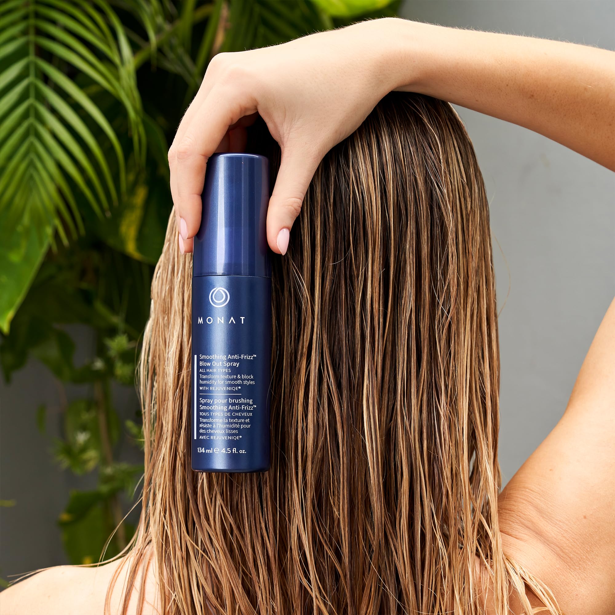 MONAT Pollution Protection helps guard against environmental stress.