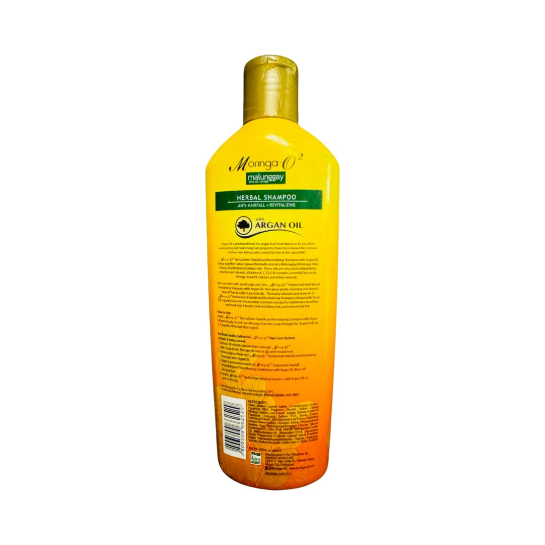 Moringa-O2 shampoo pour action highlights easy lather and cleansing ritual