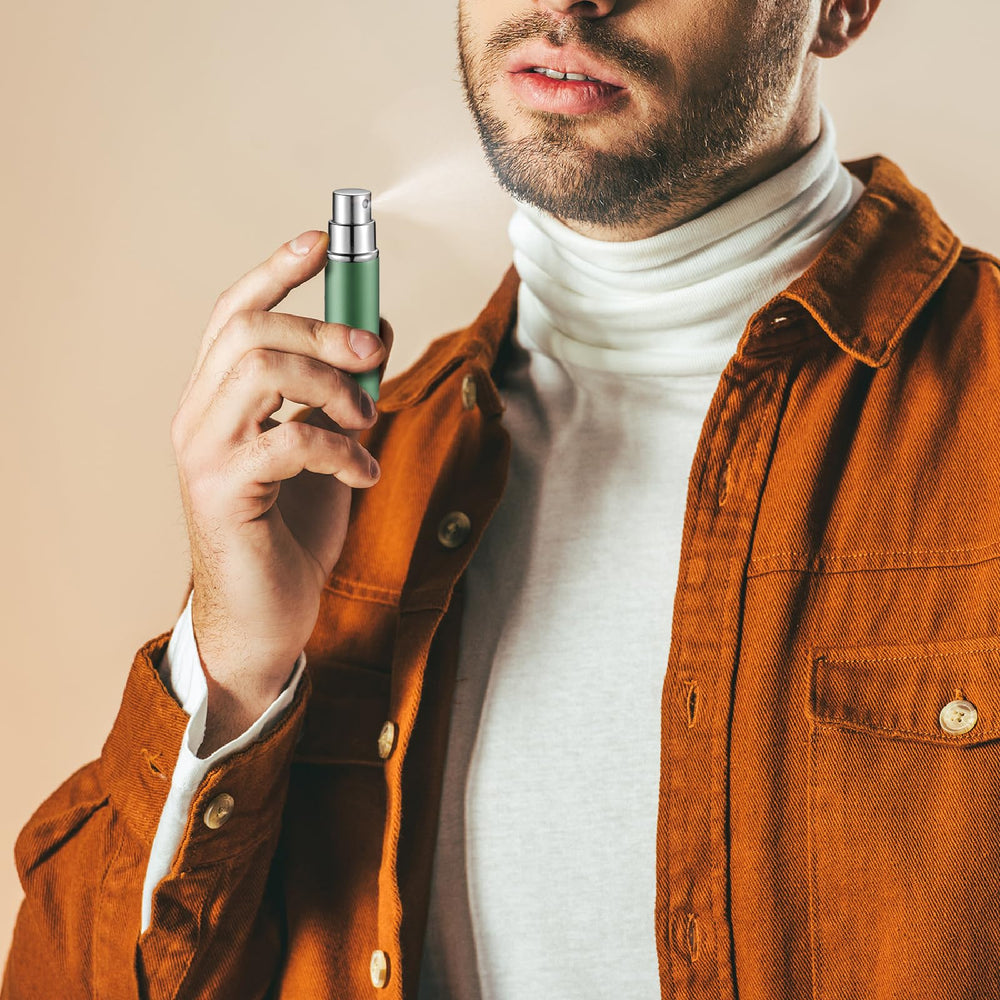 Motiskyy 5ml black travel perfume bottle for versatile everyday use.