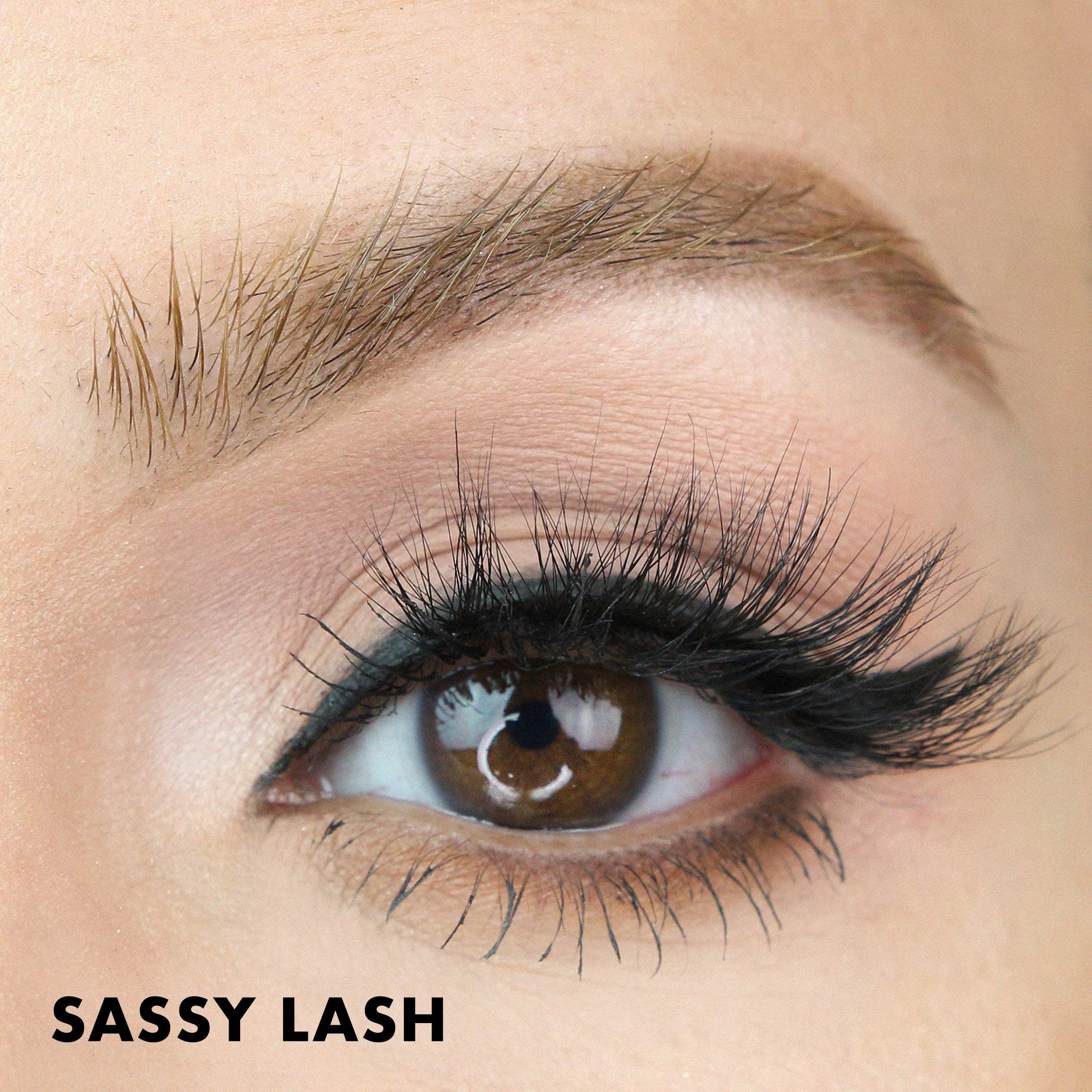 MoxieLash Sassy lash on eye demonstrates mid-level drama for daily wear.